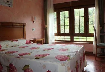 Hotell Pugide 2*