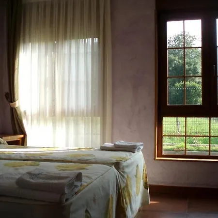 Pugide Hotell Llanes