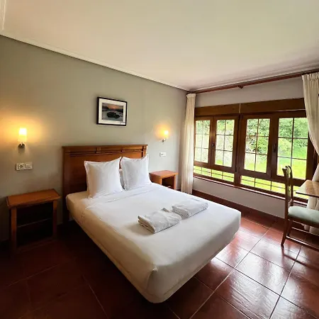Hotel Pugide Llanes