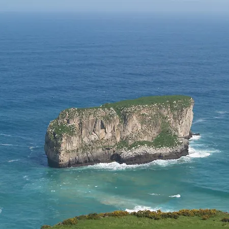 Pugide Llanes