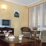 Pugide Szálloda